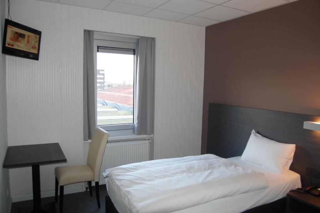 Antwerp Harbour Hotel Pokoj fotografie